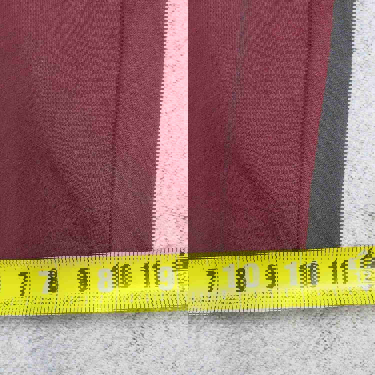 Under Armour Men's X Large Red Athletic Shorts with Elastic Waist