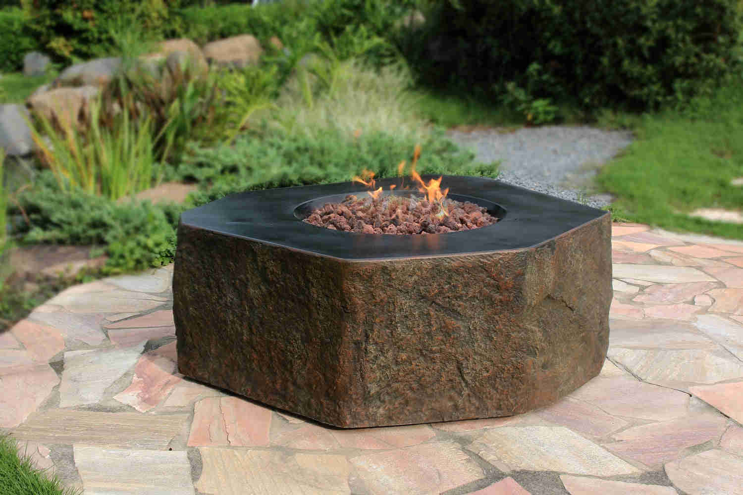 Columbia Outdoor Fire Pit Table with Cover - Multi-Season Use