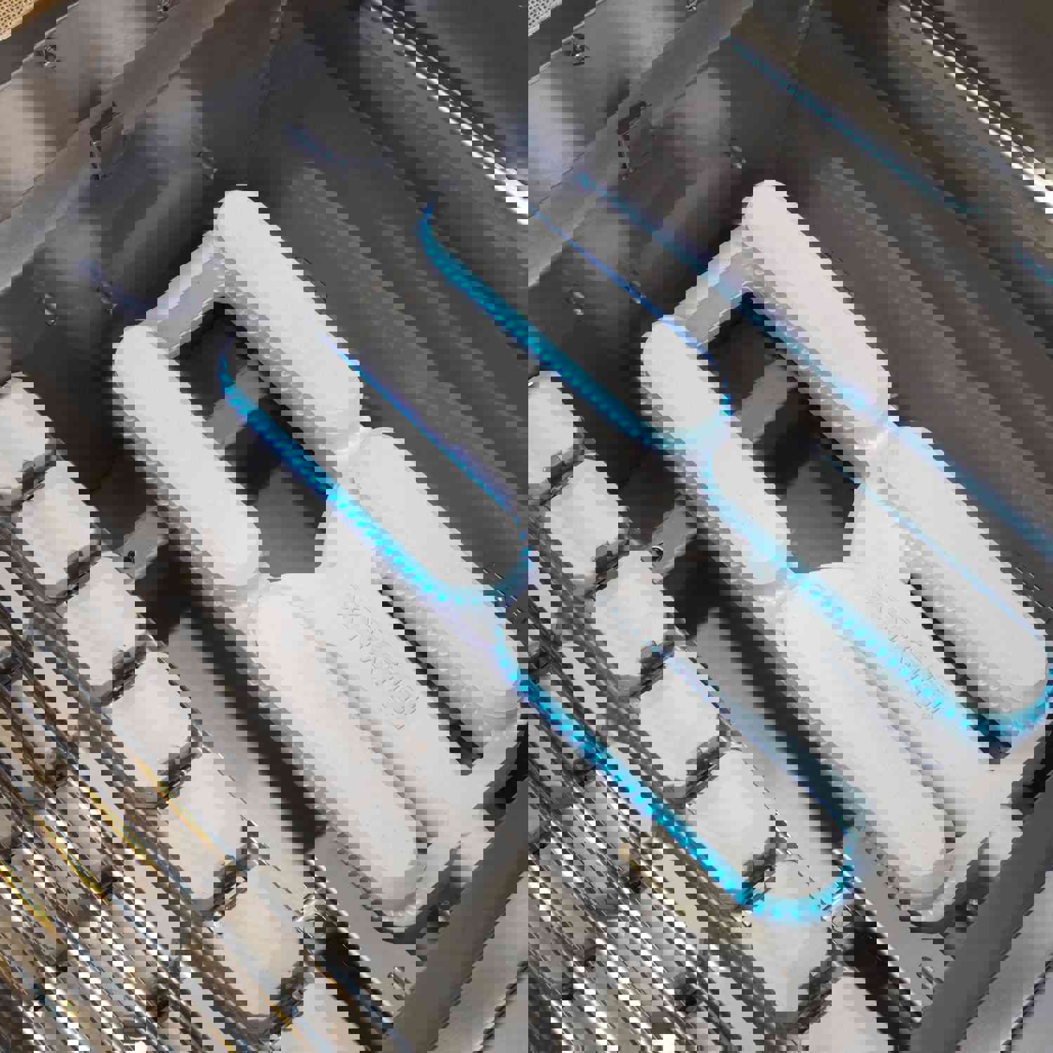 Lynx Professional 36-Inch Built-In Gas Grill With Rotisserie - L36R-3(NG/LP)