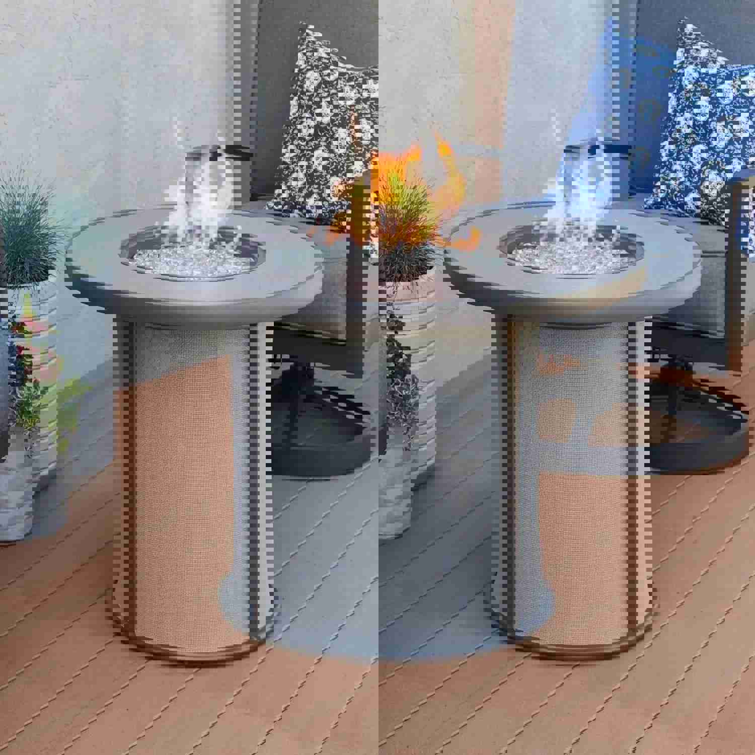 Outdoor GreatRoom Stonefire Round Gas Fire Pit Table