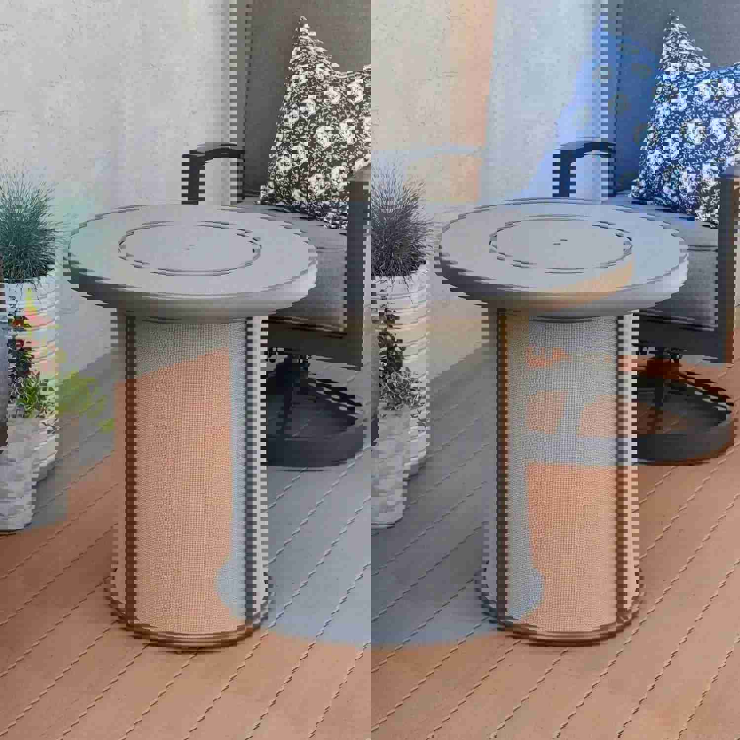 Outdoor GreatRoom Stonefire Round Gas Fire Pit Table