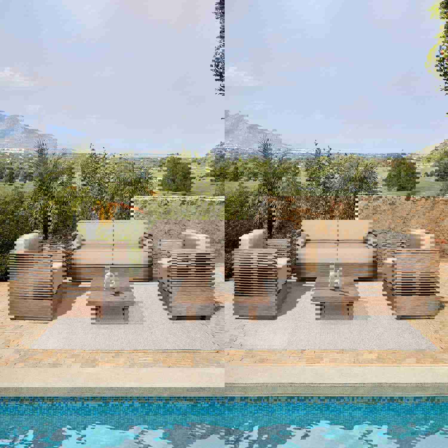 Vivid Outdoor Coffee Table