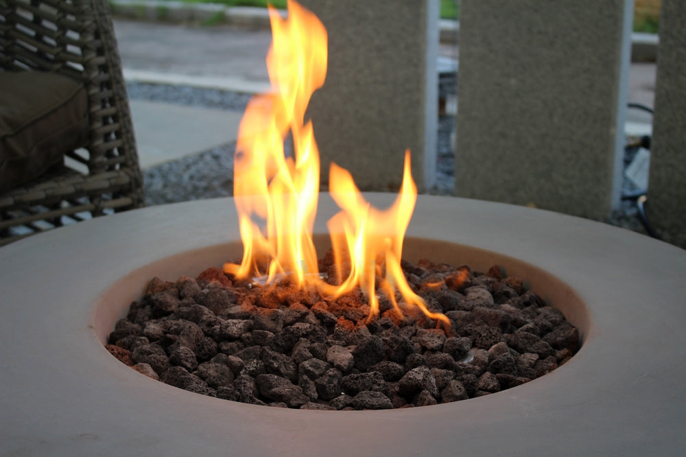 Roca Outdoor Fire Pit Table - Choose Your Fuel Type for Year-Round Warmth
