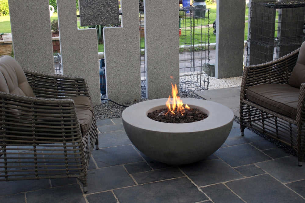 Roca Outdoor Fire Pit Table - Choose Your Fuel Type for Year-Round Warmth